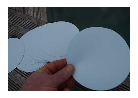 Rustine anti fuite liner bleu pâle ronde diamètre 14,5 cm.